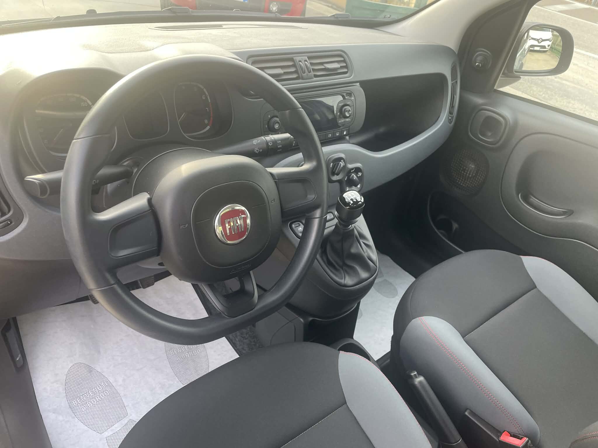 fiat-panda-3°serie-1.2gpl-easy-69cv-euro6---2019--(8).jpeg