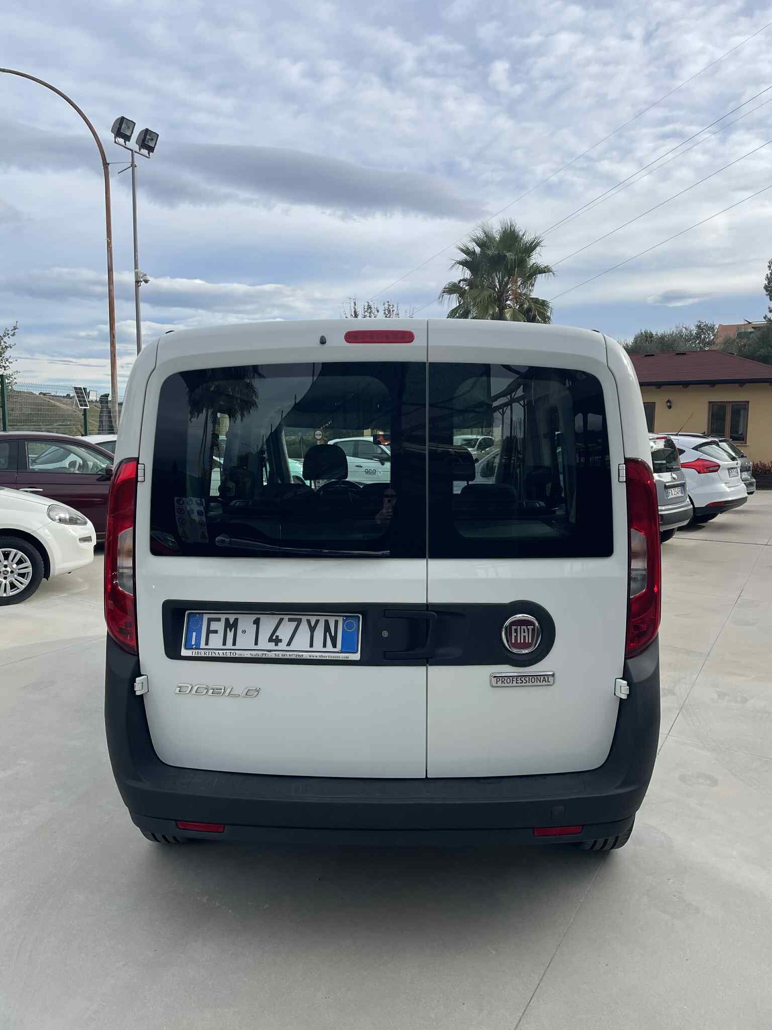fiat-doblo-cargo-n1-1.3mjt-95cv-euro6---2018---bianco---autocarro-4-posti-(8).jpeg