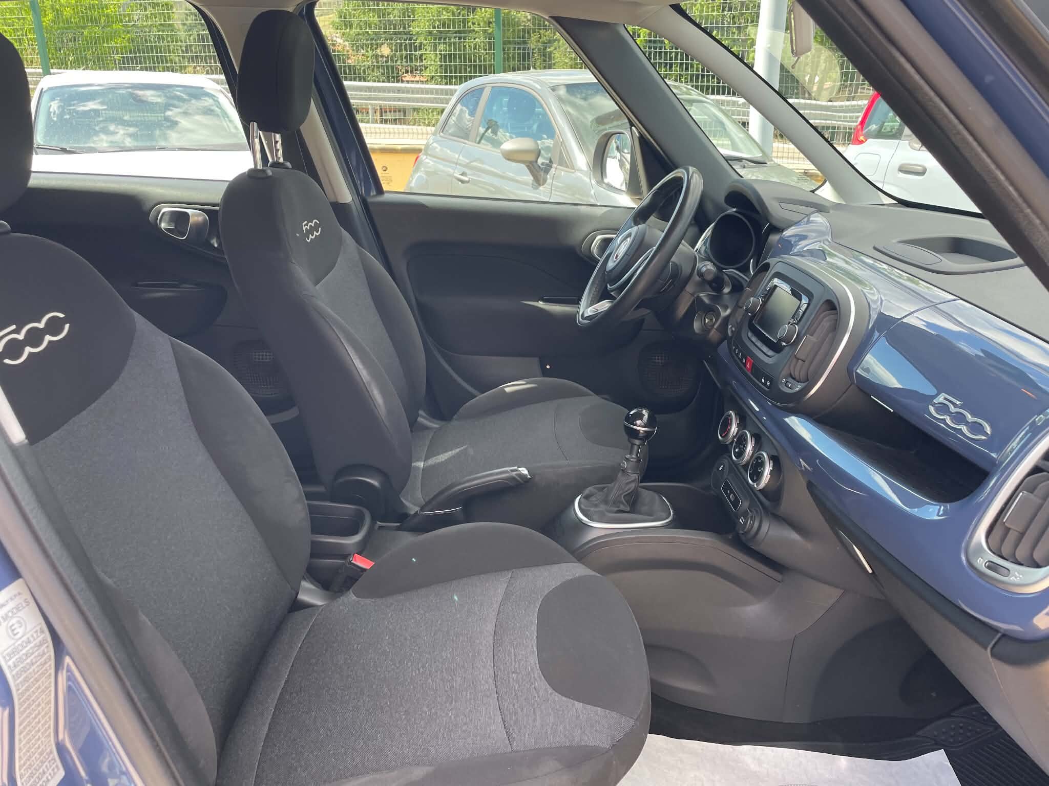 fiat-500l-1.3mjt-urban-95cv-euro6-2019-blu-(7).jpeg