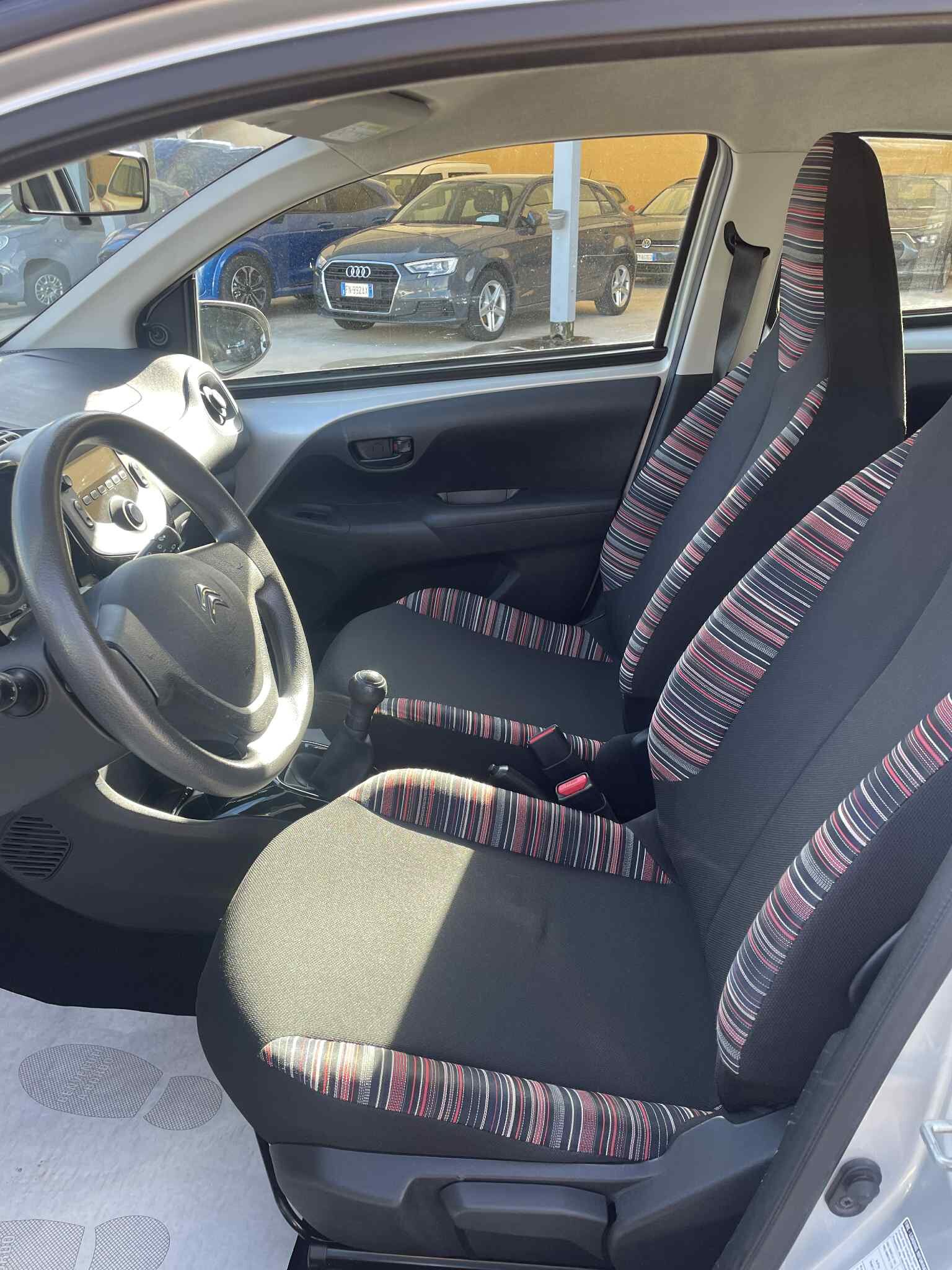 citroen-c1-1.0-benzina-72cv-5porte---euro6---2019---grigio-chiaro-(5).jpeg