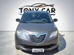 lancia-ypsilon-12-69cv-gpl-2011