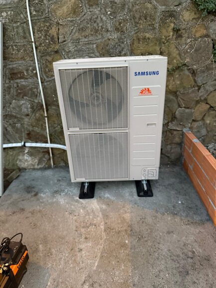 photo-2024-12-19-18-07-01.jpeg photo-2024-12-19-18-07-01.jpeg