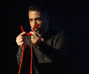 mauro%20rossini%20magic%20teatro%20eliseo%20roma.jpeg