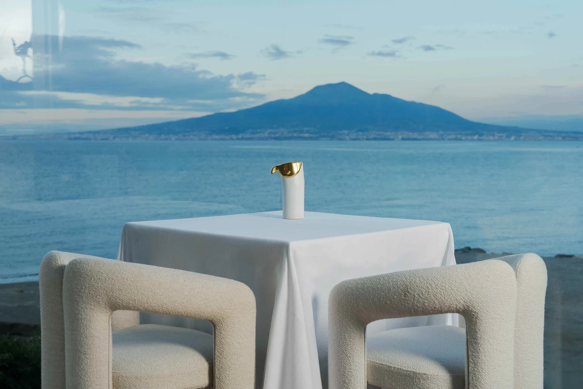 Questi posti davanti al mare