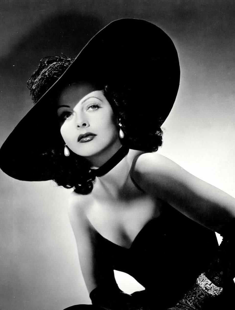 hedylamarr1941.jpeg hedylamarr1941.jpeg
