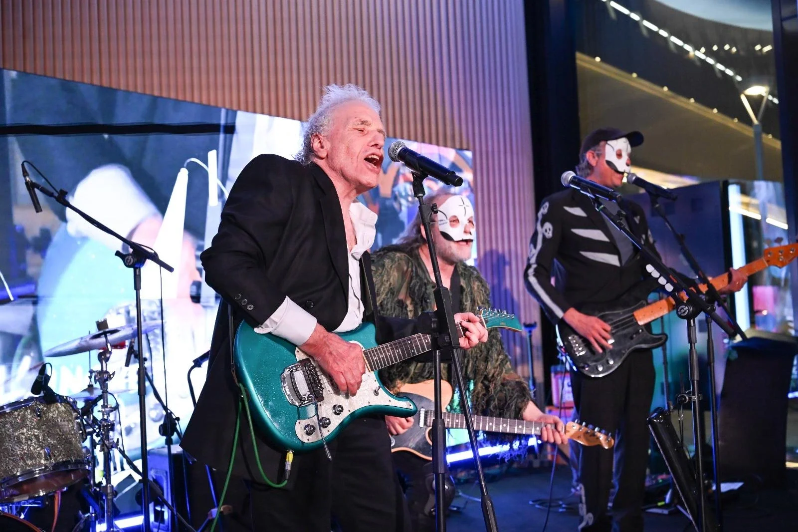 Abel Ferrara e i Tre Allegri Ragazzi Morti sul palco della Milanesiana