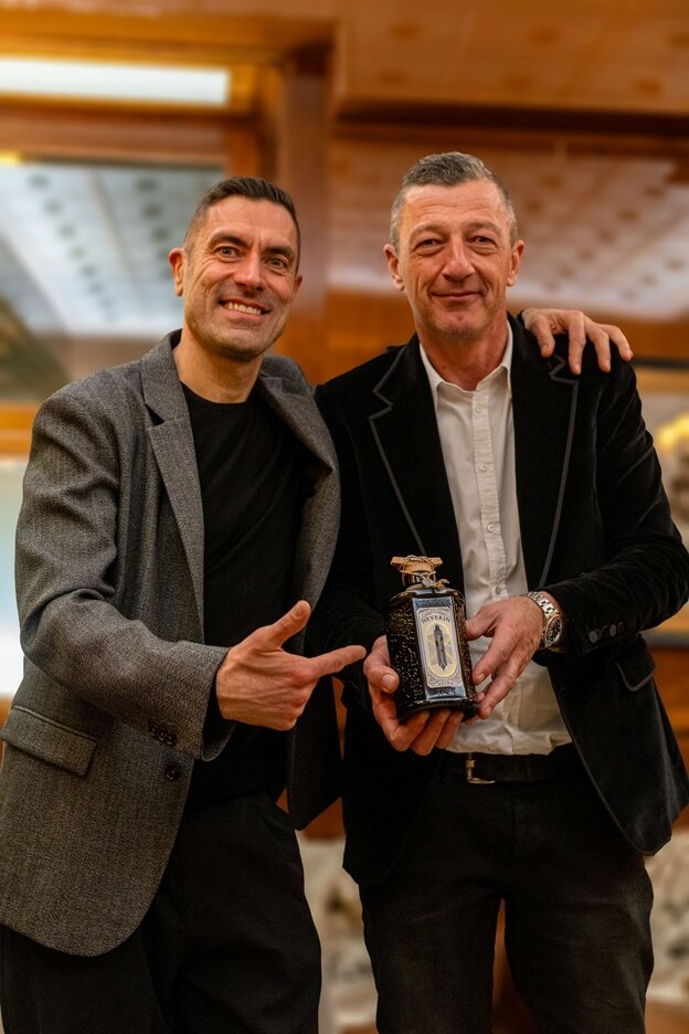 neverin_01.jpeg neverin_01.jpeg