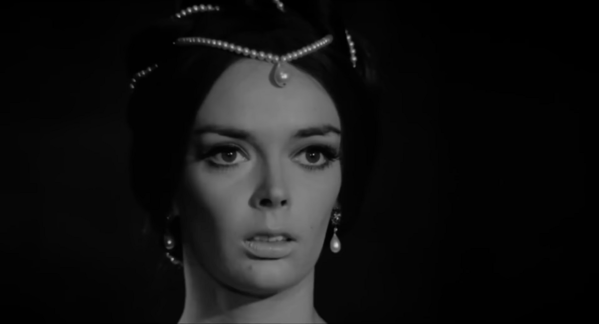 Barbara Steele, la regina ombra del gotico italiano