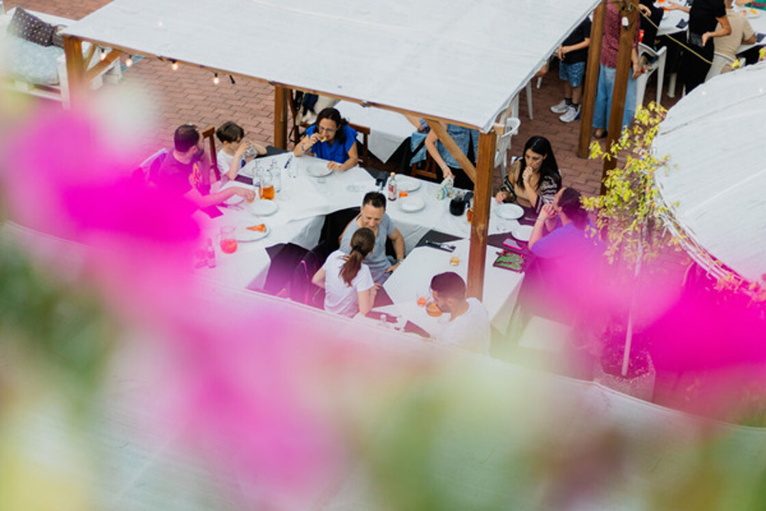 Pizzeria con tavoli all'aperto Bertinoro