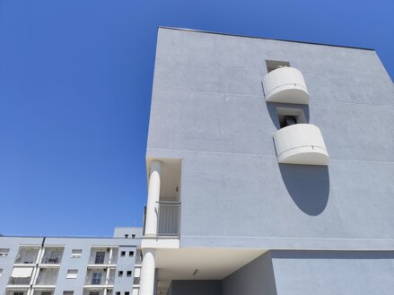 Facciata condominiale completamente ristrutturata in Via Cannizzaro, Siracusa - intervento a cura di Alderuccio Sebastiano Costruzioni
