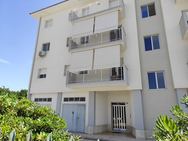 Rifacimento balconi e tinteggiatura condominio a Siracusa - lavori di manutenzione edilizia