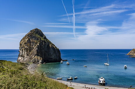 Casa La Ginestra e il Mare Ponza
