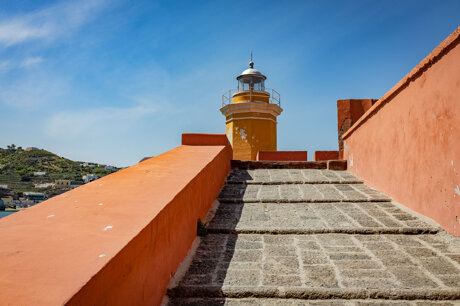 Casa La Ginestra e il Mare Ponza