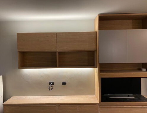 cervinia - parete attrezzata.jpeg