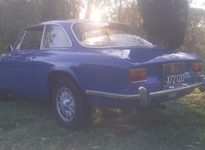 alfa%20romeo%201750%20gt%20veloce%20del%201970%20(18).jpeg