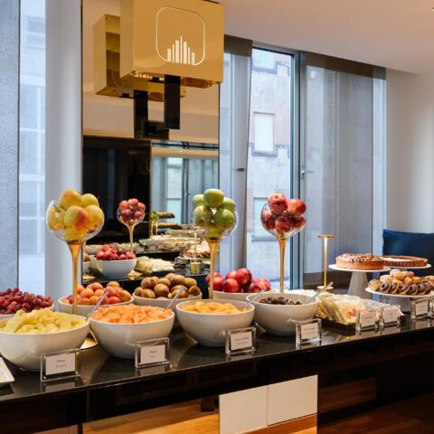 hotel%20the%20square%20milano%20breakfast.jpeg