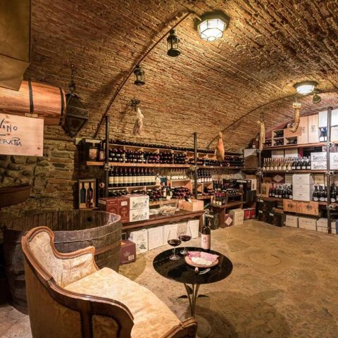 hotel%20ginori%204%20st%20firenze%20cantina.jpeg