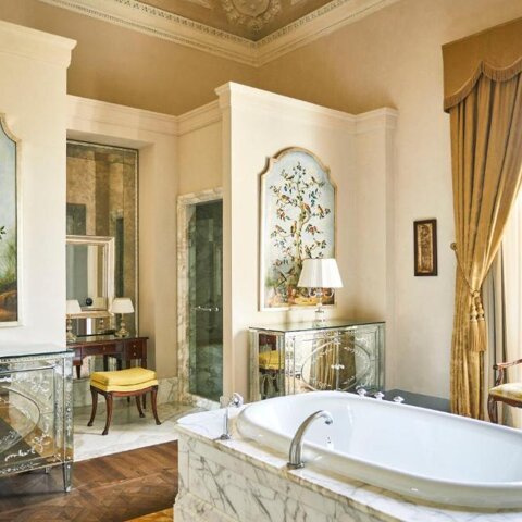 hotel%20four%20seasons%20firenze%20bagno.jpeg