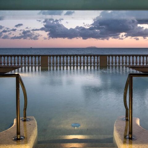 grand%20hotel%20palazzo%20livorno%205%20st%20piscina%202.jpeg