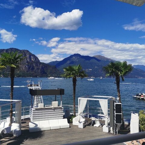 lido%20di%20bellaggio%20pontile%20lettini.jpeg