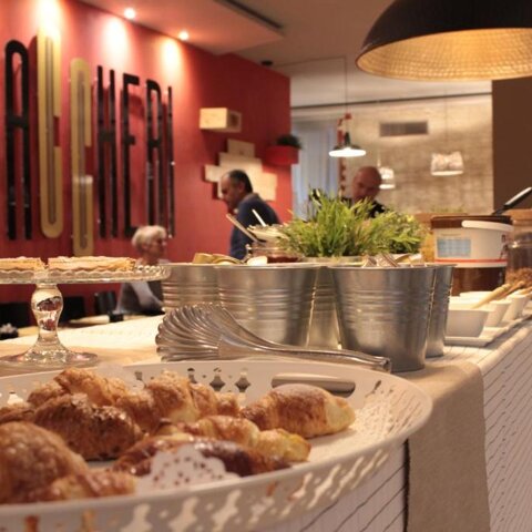 hotel%20repubblica%20marinara%20sala%20riunioni.jpeg