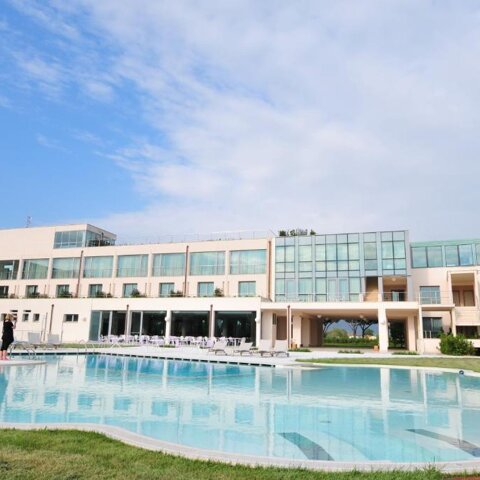 hotel%20tower%20plaza%20pisa%20bar.jpeg