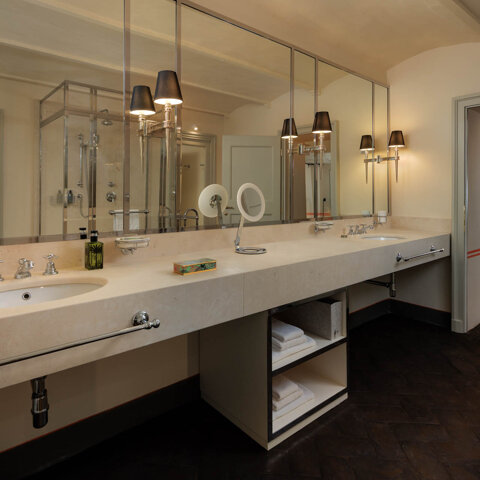 azienda%20villa%20di%20montegrossi%20bagno.jpeg