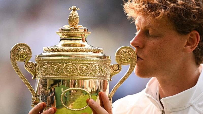 Sinner trionfa a Wimbledon 2025
