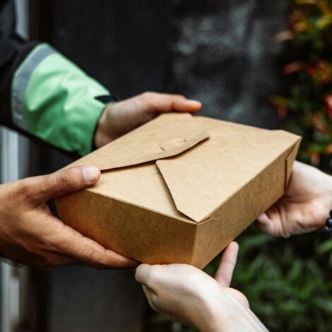 ultimo miglio con furgoni ecologici