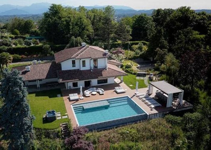 villa 2.jpeg villa 2.jpeg