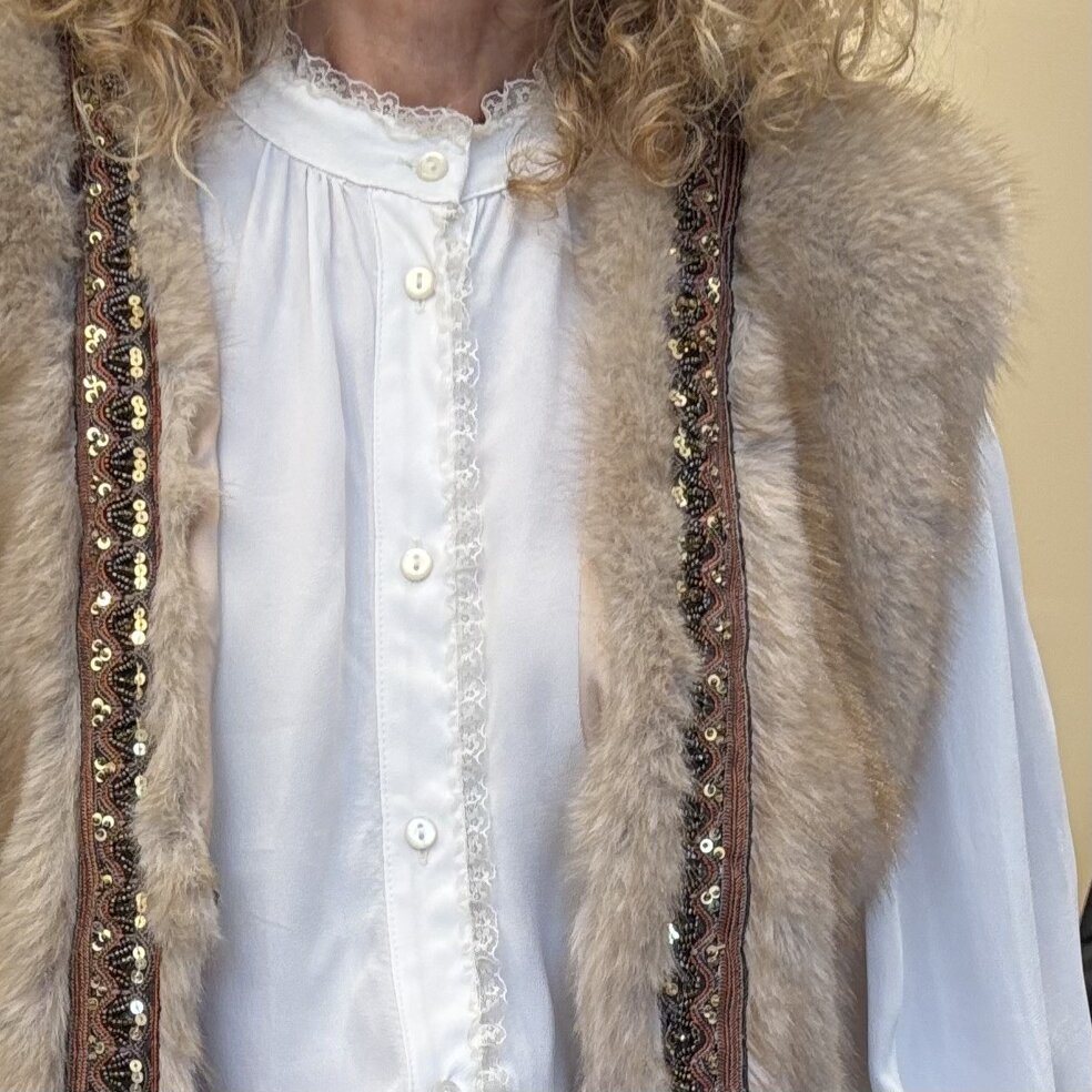 gilet2.jpeg gilet2.jpeg