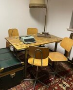 set-di-n4-sedie-da-scuola-scrivania-regolabili-vintage