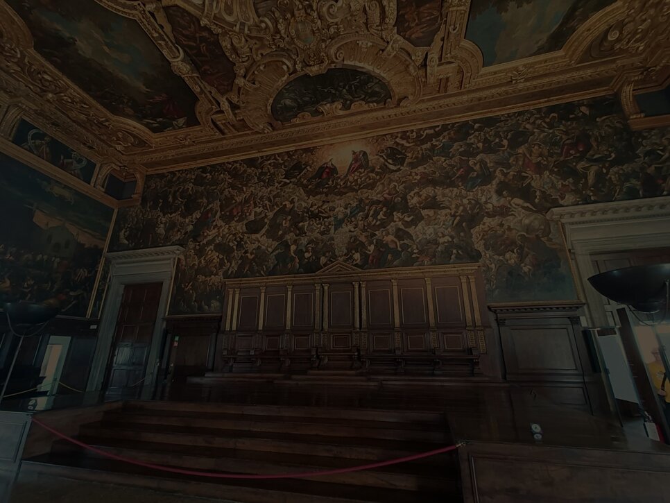 background_venezia - 1920x1440 - black.jpeg