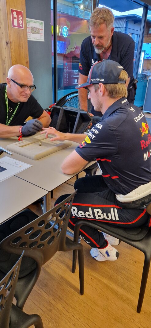 20250906_195153.jpeg 20250906_195153.jpeg