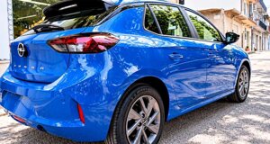 opel-corsa-edition-blu-ad-auto-lavello%20(3).jpeg
