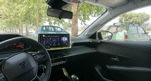peugeot-208-ad-auto-lavello%20(11).jpeg