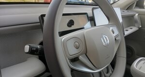 leapmotor-b-10-elettrica-ad-auto-lavello%20(23)%20(fileminimizer).jpeg