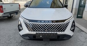 omoda-5-super-hybrid-ad-auto-lavello-angolo-posteriore-destro.jpeg