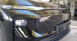 leapmotor-b-10-reev-nera-ad-auto-lavello%20(10).jpeg
