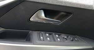peugeot-3008-allure-hybrid-lavello-ad-auto%20(38).jpeg