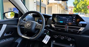 citroen-c-4-hybrid-ad-auto-lavello%20(10).jpeg