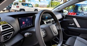 citroen-c-4-hybrid-ad-auto-lavello%20(17).jpeg