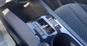 lancia-nuova-ypsilon-hybrid-usato-ad-auto-lavello-dietro.jpeg lancia-nuova-ypsilon-hybrid-usato-ad-auto-lavello-dietro.jpeg