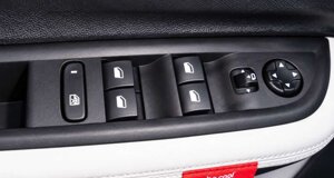 citroen-c-3-max-blu-montecarlo-ad-auto-lavello%20(12).jpeg