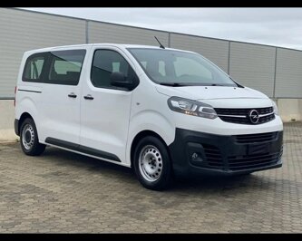 Kia Sportage 1.6 CRDi MHEV usata 2026 (Mild Hybrid): SUV efficiente a Lavello con finanziamento broker AD Automobili Basilicata Puglia.