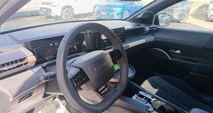 lancia-nuova-ypsilon-hybrid-usato-ad-auto-lavello-posto-guida.jpeg lancia-nuova-ypsilon-hybrid-usato-ad-auto-lavello-posto-guida.jpeg