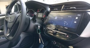 opel-corsa-edition-ad-auto-lavello%20(17).jpeg
