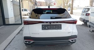 omoda-5-super-hybrid-ad-auto-lavello-angolo-sinistro.jpeg