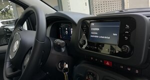 fiat-panda-hybrid-ad-auto-lavello%20(17).jpeg
