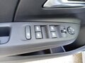 Opel Corsa 1.2 100cv Edition Nuova Silver - Comand I comandi per gli alzacristalli e la regolazione degli specchietti elettrici sulla portiera della Op